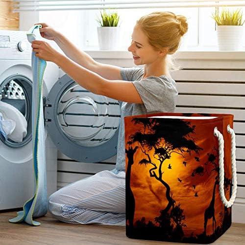 Inhomer Günbatımı Zürafalar Ağaçları ile 300D Oxford PVC Su Geçirmez Giysiler Sepet Büyük çamaşır sepeti Battaniye